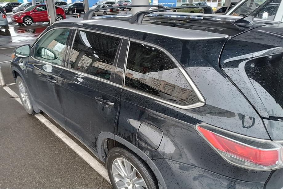 Toyota Highlander 2013–2019 Takräcke (lastbågar) för integrerade takrails OEM (2 st) Grå Foto 7