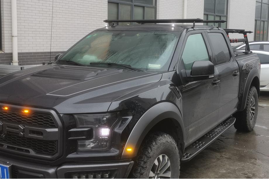 Ford F-150 2014–2021 Takräckesbalkar för slätt tak OEM (2 st.) Foto 1