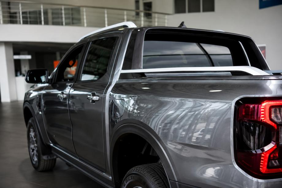 Ford Ranger 2022– Grå OEM takrails (aluminium) Image