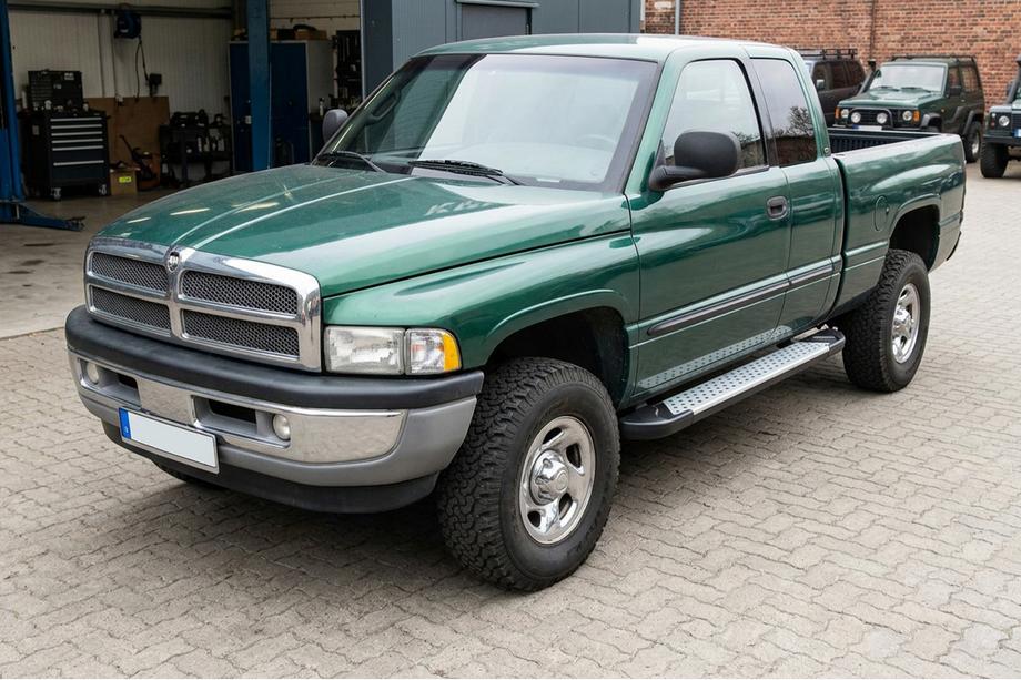Dodge RAM (BR/BE) 1994–2002 Sidosteg Allmond Grey (2 st, aluminium) Image
