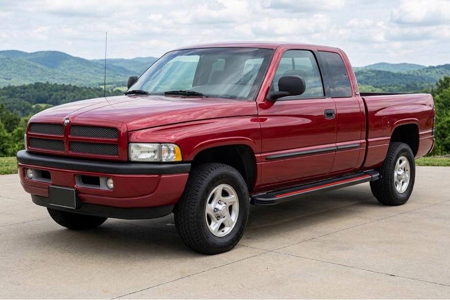 Dodge RAM (BR/BE) 1994–2002 Sidosteg Maya Red (2 st, aluminium) Image