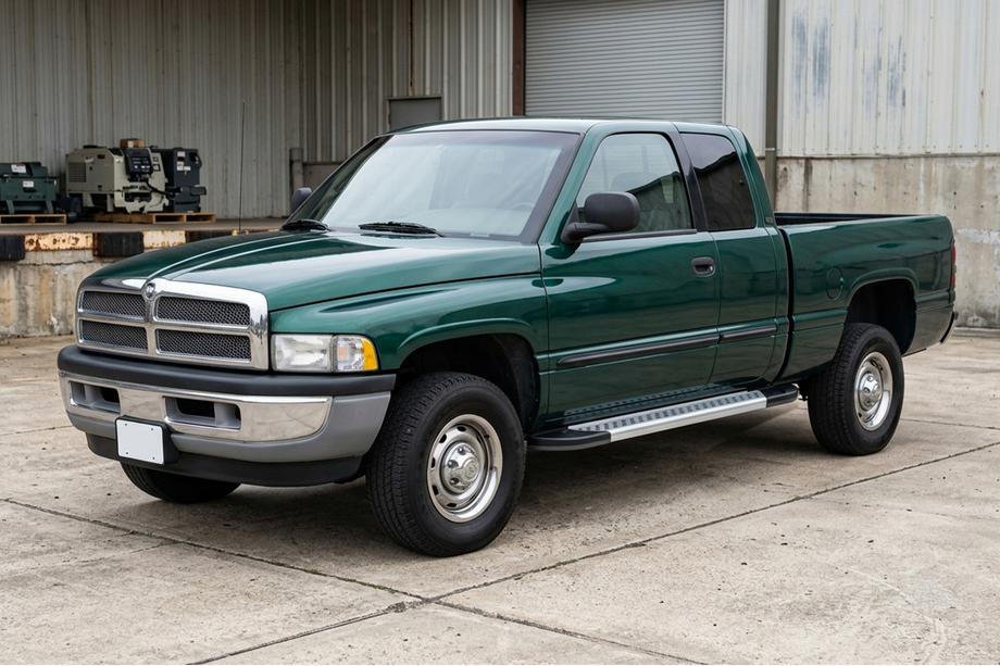 Dodge RAM (BR/BE) 1994–2002 Sidosteg Vision New Grey (2 st, aluminium) Image