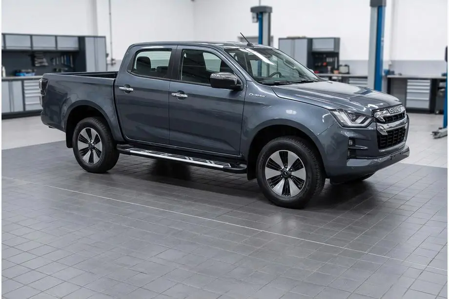 Isuzu D-Max 2019– Sidosteg Sunrise (2 st, aluminium) Image