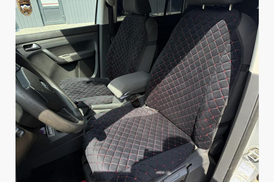 Sätesskydd i velour (1 st, svart med röd söm) Image