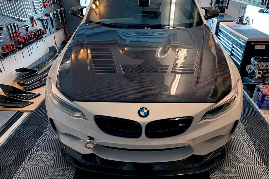 BMW 2-serien F22/F23 2014–2021 Motorhuv V4 (kolfiber) Image