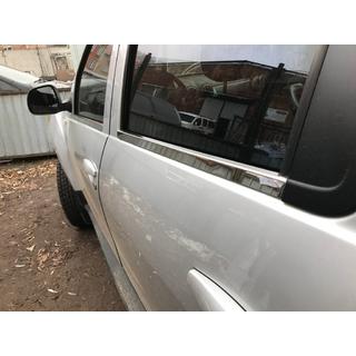Fönsterlister (4 st, rostfritt stål) Nissan Terrano 2014– foto 1