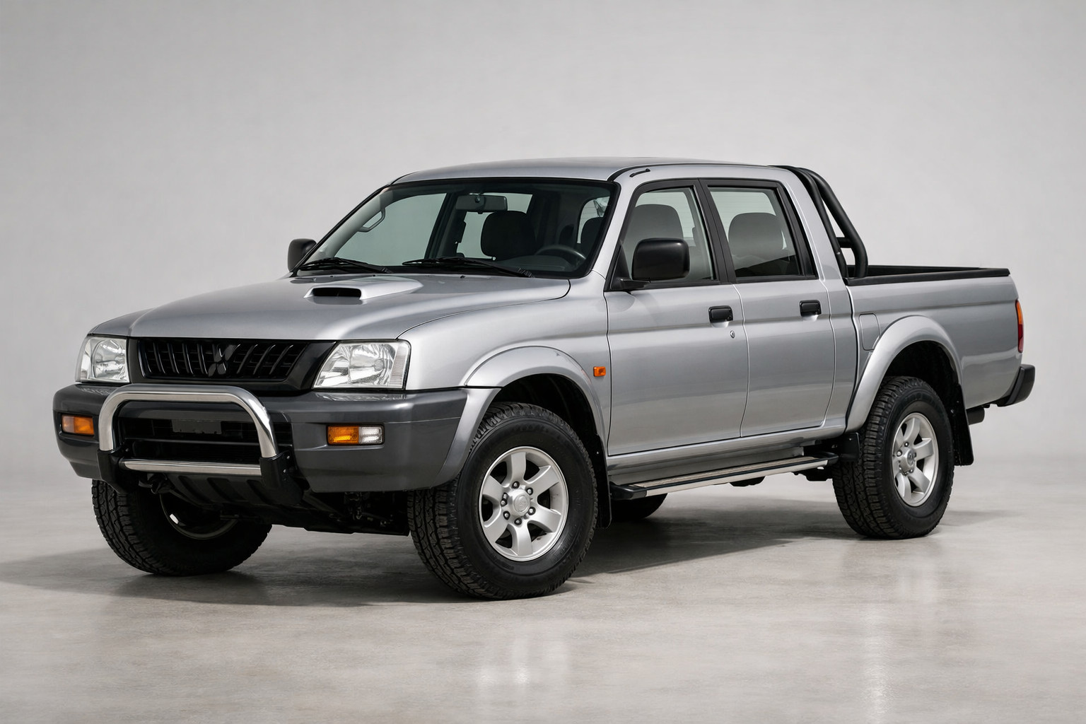 Mitsubishi L200 1996–2006 i test: old school-pickup utan glitter