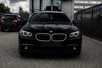 BMW 5-serien F10/F11 2010–2016 BMW njurgaller M-look LED (svart högglans) foto 1