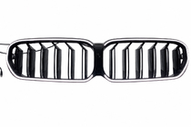 BMW 5-serien G30/G31 2017–2023 M-Look V1 LED njurgrill (2021-2023, blanksvart) foto 2