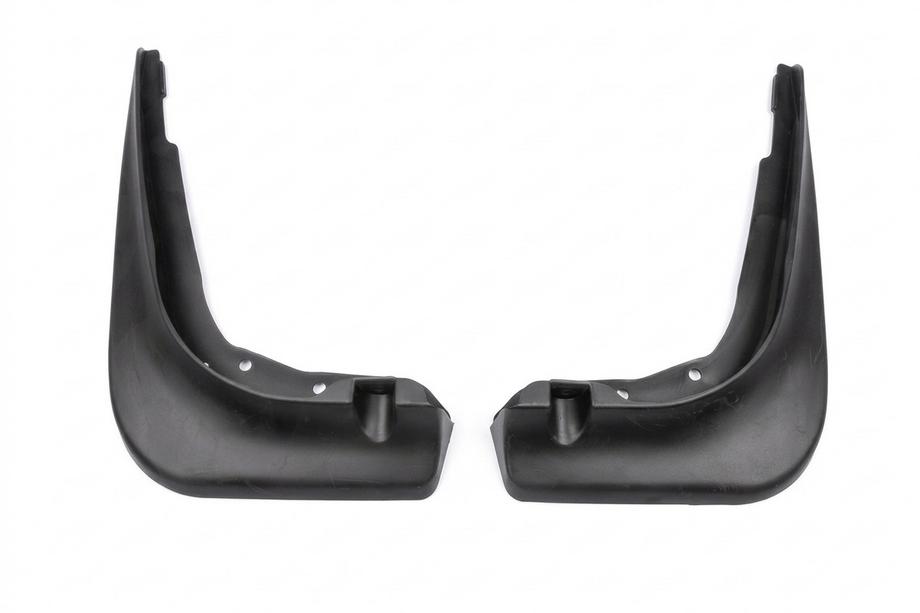 Mercedes C-class W205 2014–2021 Premium stänkskydd fram (för Base, 2 st) Foto 1