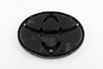 Toyota Främre emblem utan glas V6 (16,4 cm x 11,5 cm) foto 2