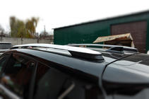 Toyota Rav 4 2013–2018 Grå OEM takrails (aluminium) foto 2