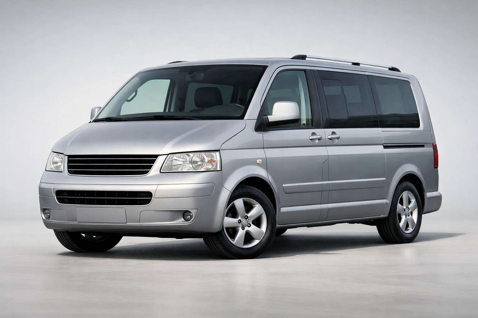 Volkswagen T5 Multivan 2003–2010: test av bussen som håller värdet
