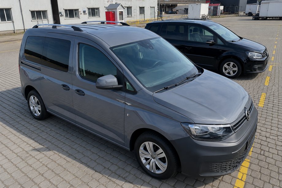 Ford Connect 2021– Takrails i krom (turkisk design) Maxi-bas, plastfötter Foto 3