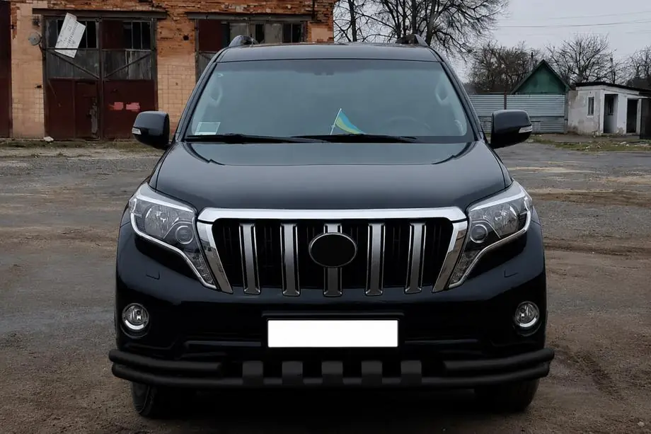 Toyota Land Cruiser Prado 150 2009–2023 Frontbåge F3-31 Black (rostfritt stål) Foto 2