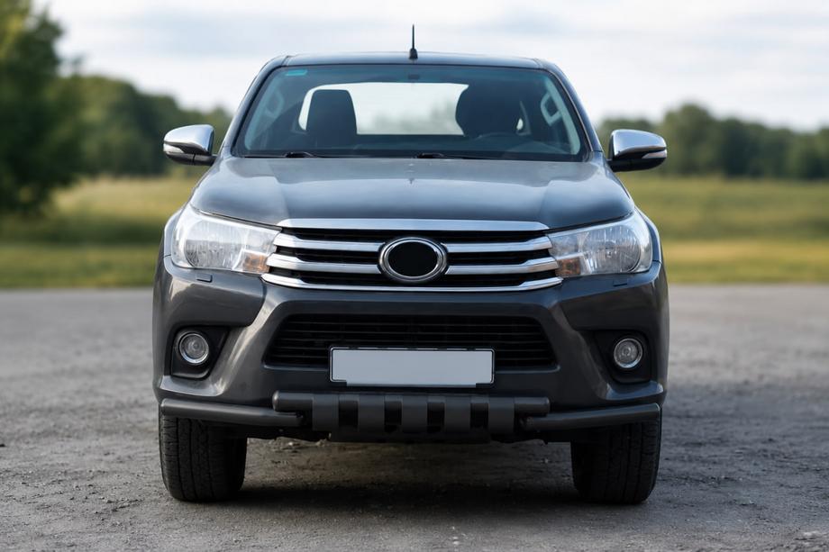 Toyota Hilux 2015– Frontbåge F3-34 Black (rostfritt stål) Image