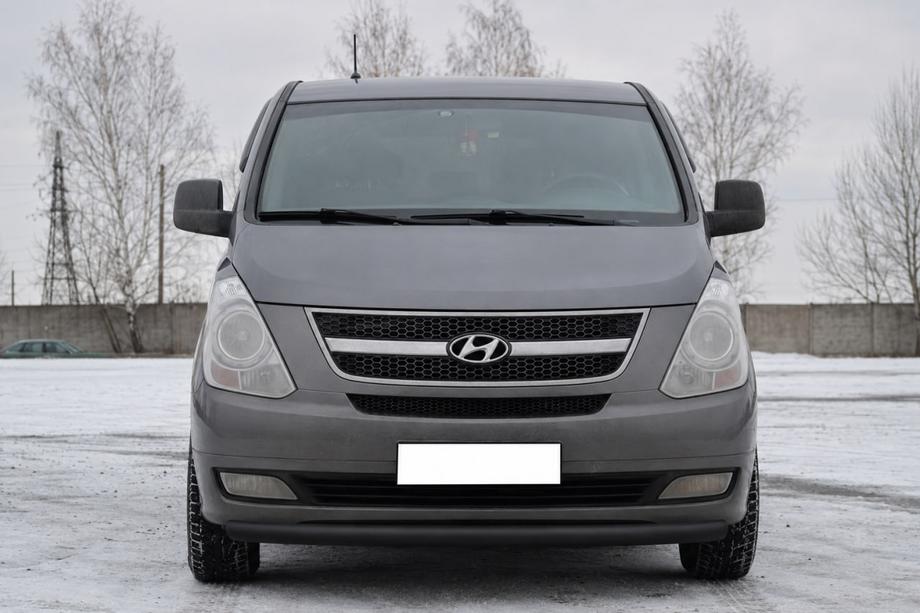 Hyundai H300, H1, Starex 2008–2020 Frontbåge ST008 Black (rostfritt stål) Image