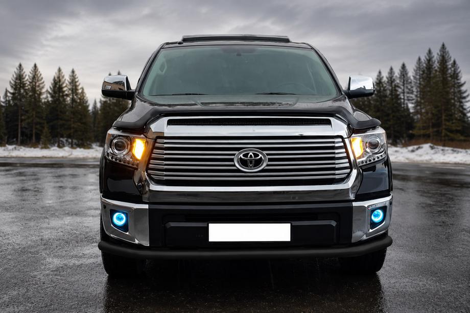 Toyota Tundra 2007–2021 Frontbåge ST008 Black (rostfritt stål) Image