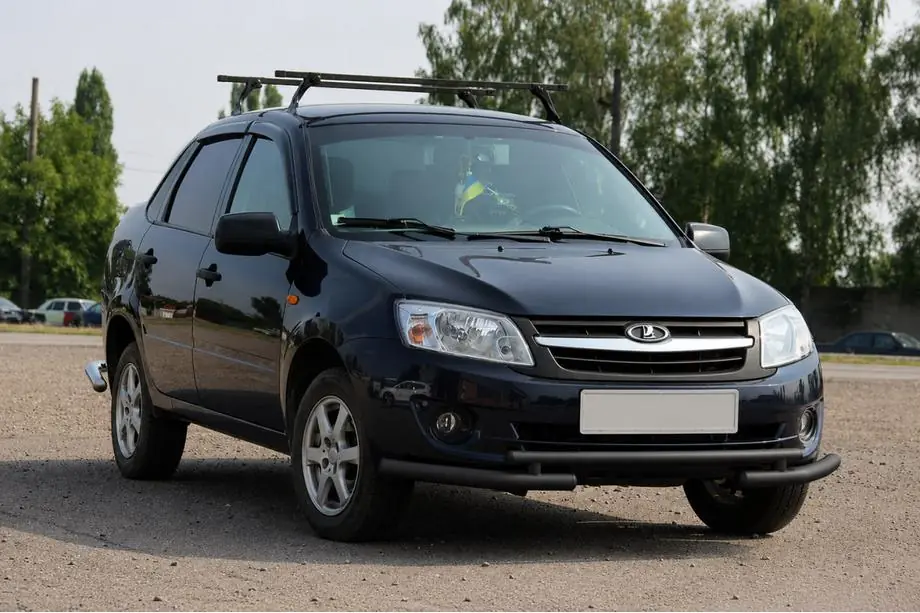 Lada Granta 2011– Frontbåge ST009-2 Black (rostfritt stål) Image