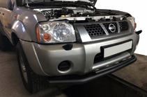 Nissan NP300 1999–2015 Frontbåge ST014 Black (rostfritt stål) foto 1