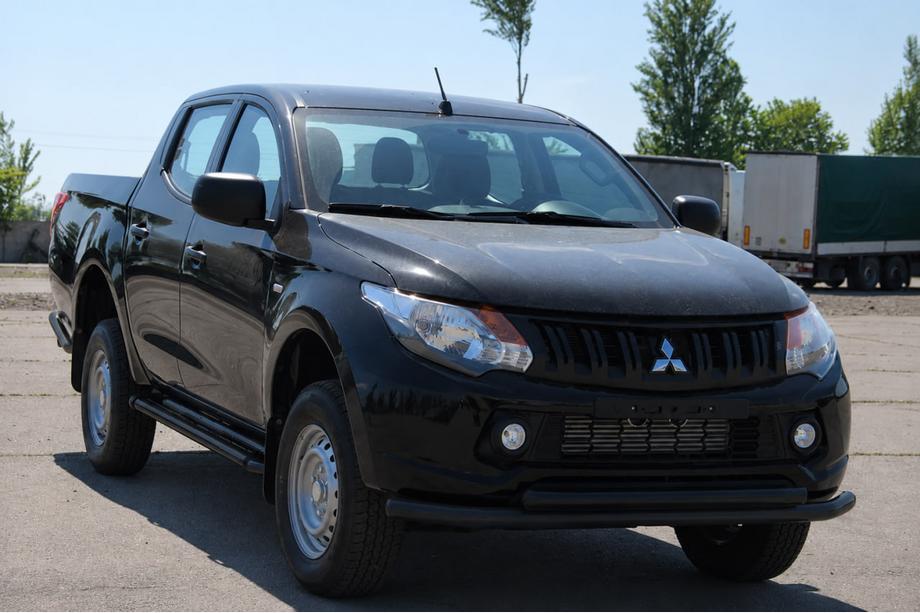 Mitsubishi L200 2015–2024 Frontbåge ST014 Black (rostfritt stål) Foto 3