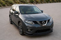 Nissan X-trail T32/Rogue 2014–2021 Frontbåge ST014 Black (rostfritt stål) foto 1