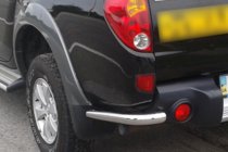 Mitsubishi L200 2006–2015 Bakre hörn AK003 (2 st, rostfritt stål) foto 1