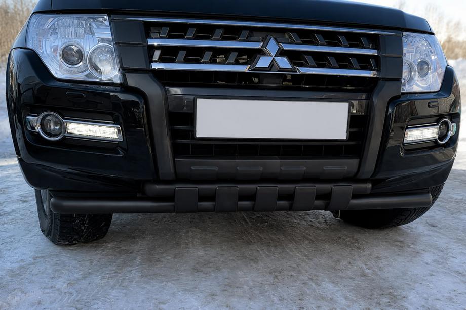 Mitsubishi Pajero Wagon IV 2006–2021 Frontskydd ST015 Black (rostfritt stål) Image