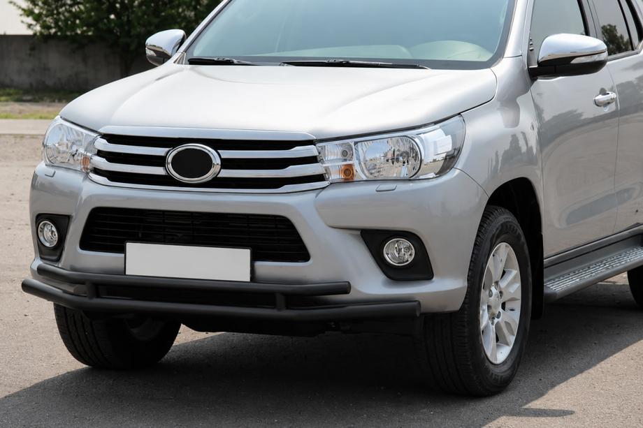 Toyota Hilux 2015– Frontskydd ST018 Black (rostfritt stål) Image