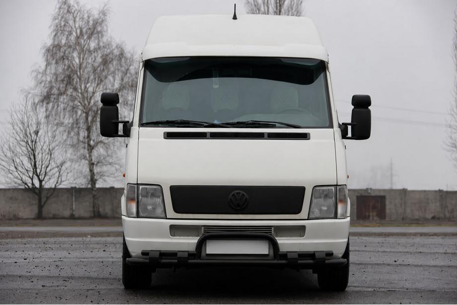 Volkswagen LT 1995–2006 Frontbåge ST020 Black (rostfritt stål) Image