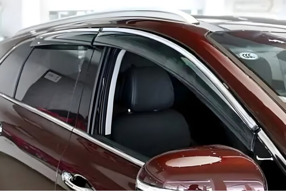 Lexus LS 2007–2017 Vindavvisare för sidorutor med kromlist Long (HIC, 4 st) Foto 1