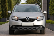 Renault Sandero 2013–2022 Frontbåge ST015 Black (rostfritt stål) foto 2