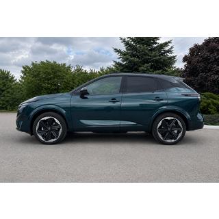 Integrerade takrails, svarta OEM (aluminium, montering med lim) Nissan Qashqai 2021–