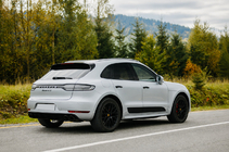 Porsche Macan 2014–2024 Integrerade takrails, svarta OEM (aluminium, montering med lim) foto 1