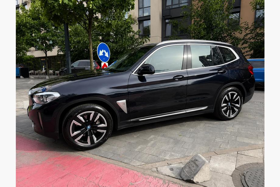 BMW X3 G01 2018– Integrerade takrails krom OEM (aluminium) Image