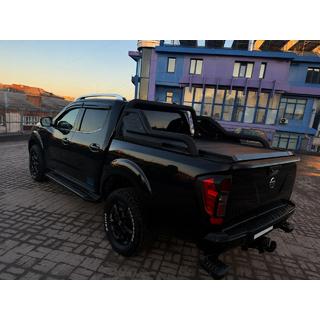 OEM takrails grå (ABS-plast, limmontering) Nissan Navara/NP300 2016– foto 2