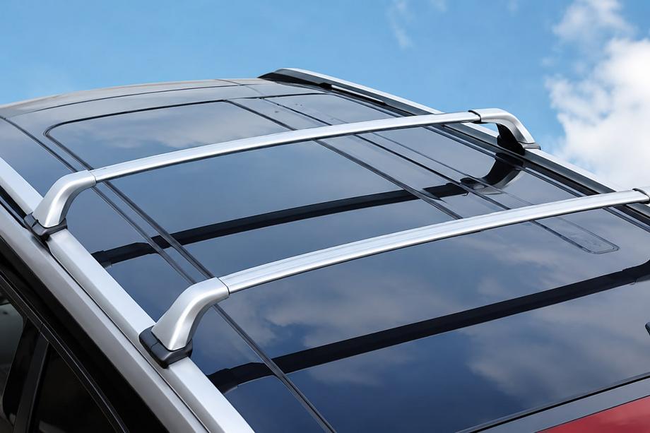 Toyota Highlander 2013–2019 Takräcke (lastbågar) grå för OEM takrails (låsbar med nyckel, aluminium) Foto 1