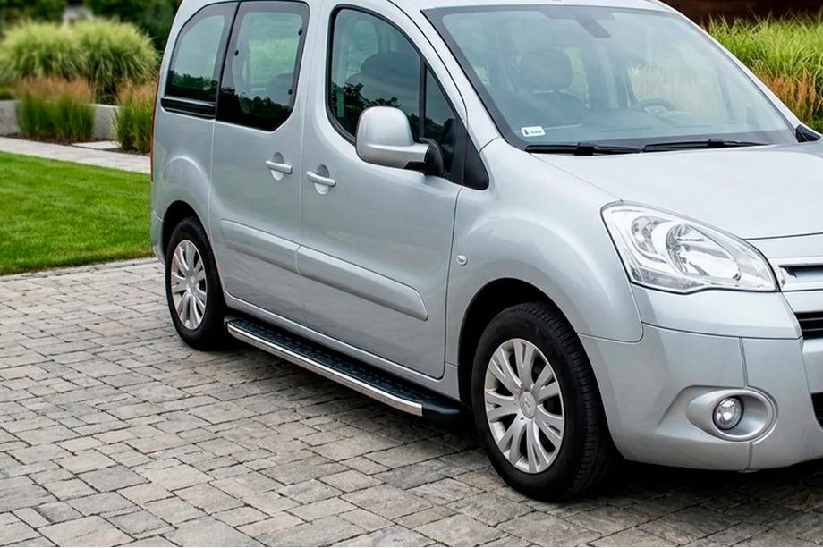 Peugeot Partner Tepee 2008–2018 Sidosteg BlackLine (2 st, aluminium) Image