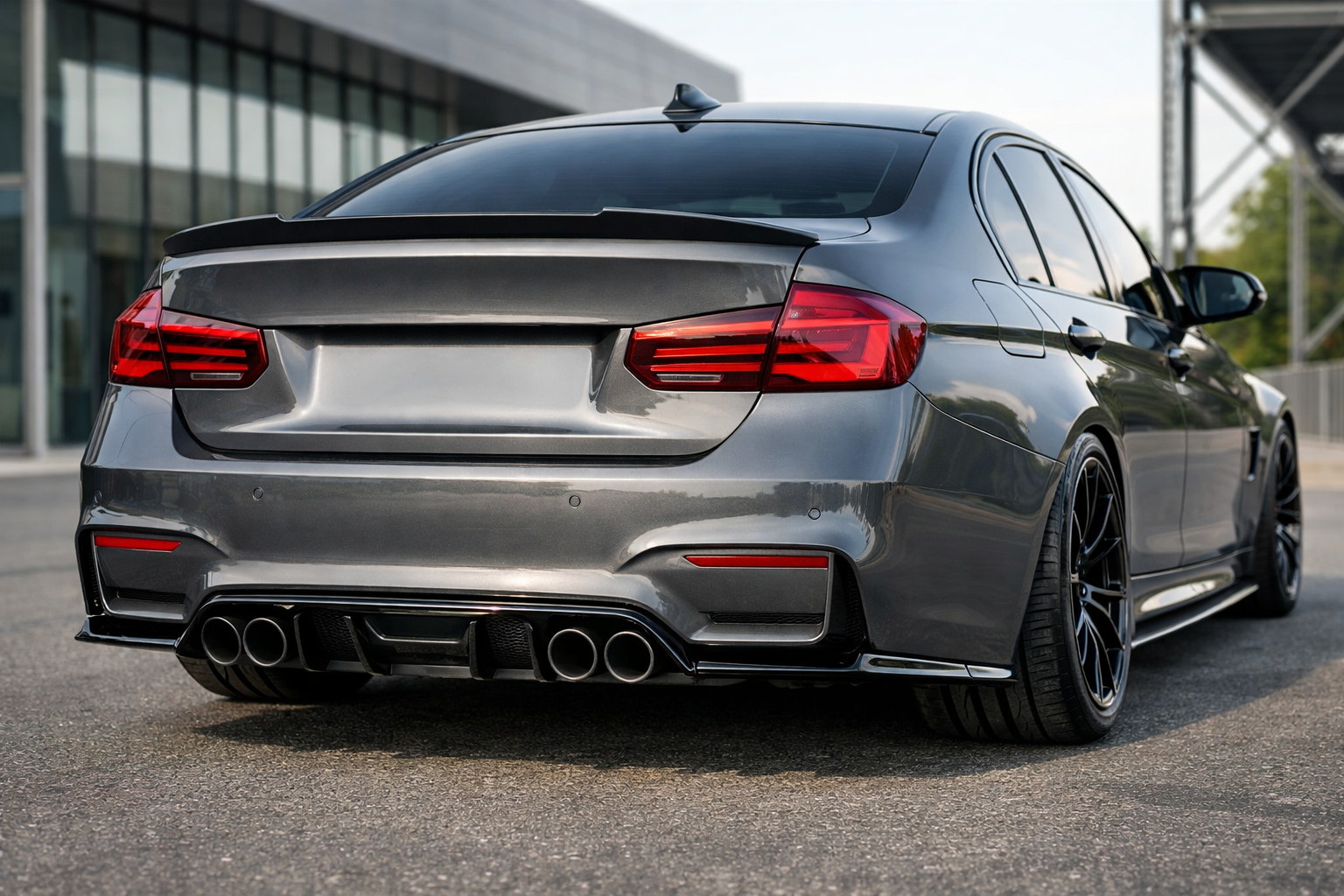 Så monterar du en diffuser korrekt på BMW