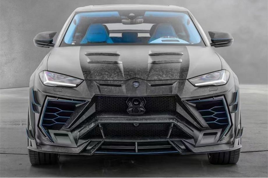Lamborghini Urus 2018– MNSR DRY Carbon bodykit-sats med avgassystem (för 2018-2022) Image