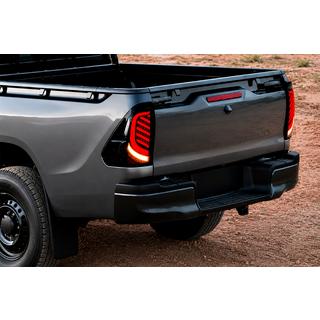 Baklyktor V1 (2 st) Toyota Hilux 2015– foto 1