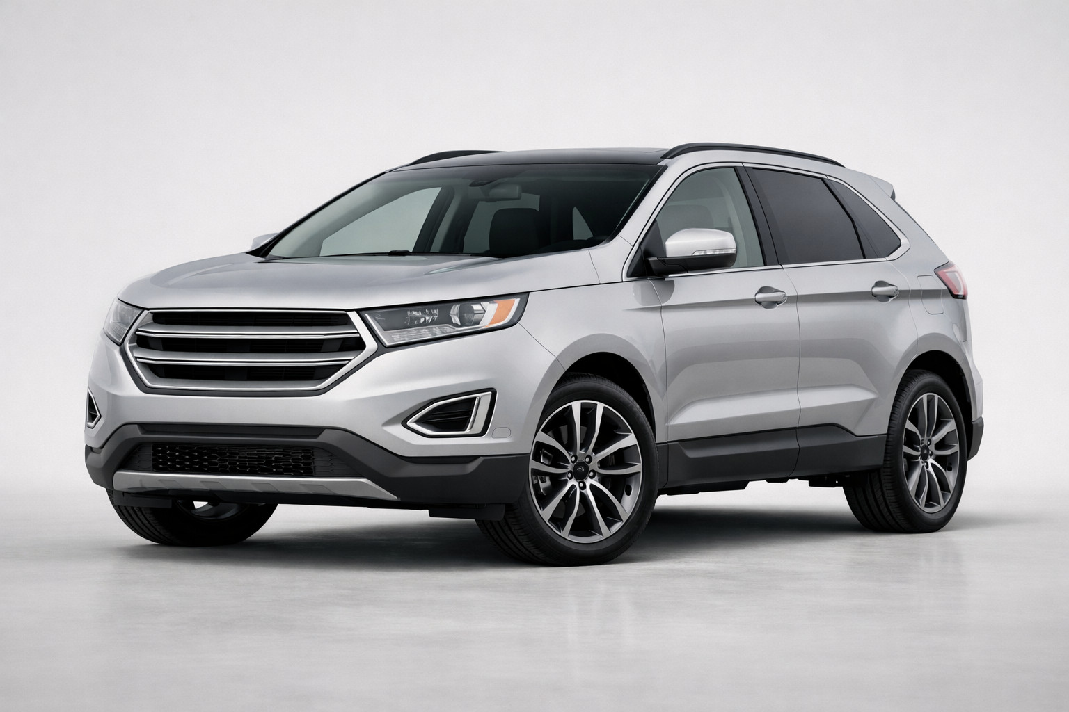 Test av Ford Edge (2:a generationen): balanserad crossover för vardagen