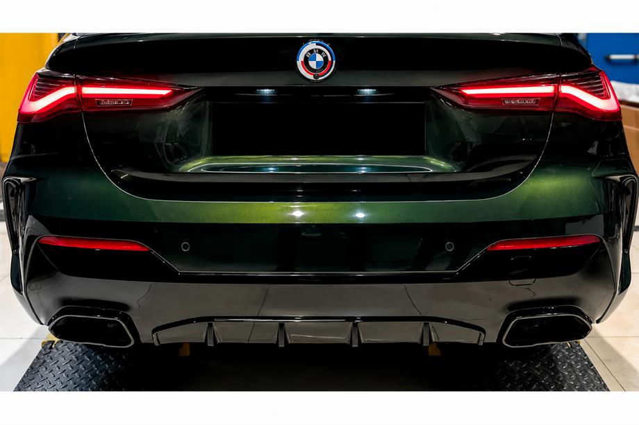 BMW 4-serien G22/23/26 2020– Bakre stötfångardiffusor med avgasändrör (för G22/G23 M-Sport) Foto 3