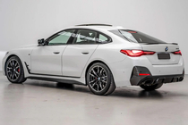 BMW 4-serien G22/23/26 2020– Bakre stötfångardiffusor med avgasändrör (för G26 M-Sport) foto 6