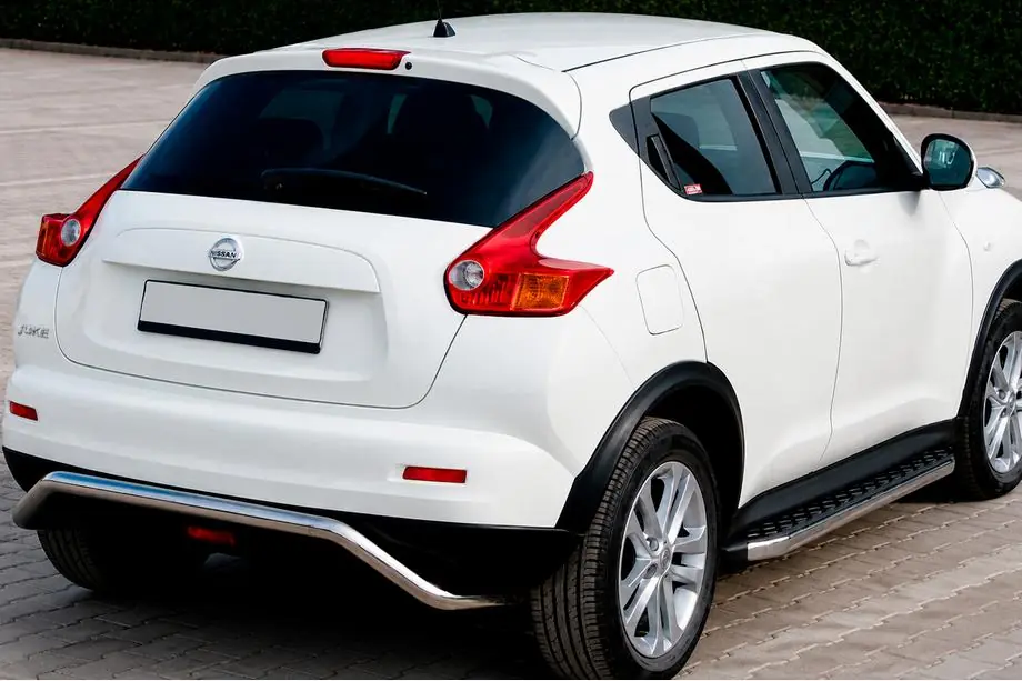 Nissan Juke 2010–2019 Sidosteg BlackLine (2 st, aluminium) Image