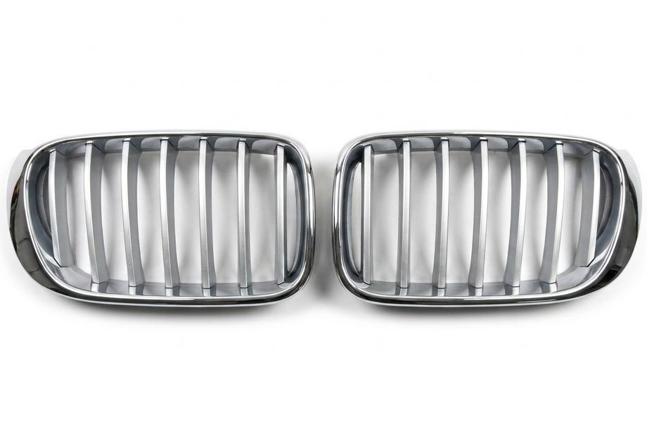 BMW X3 F25 2011–2018 Njurgaller 1Bar (2014-2018, grå med kromkant) Image