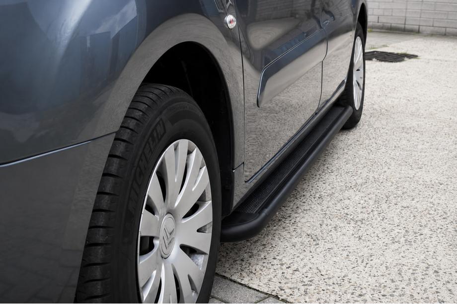 Citroen Berlingo 2008–2018 Premium Black sidosteg (2 st, rostfritt stål) Ø60 mm Image