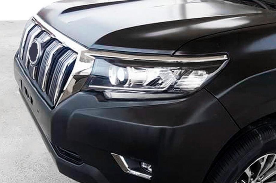 Toyota Land Cruiser Prado 150 2009–2023 Utförsäljning strålkastarögonbryn vänster (1 st, för LED) Foto 1