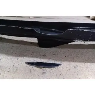 Rea: Främre läppspoiler DPT v2 (med fenor, för M5 Hamann, blanksvart) foto 2