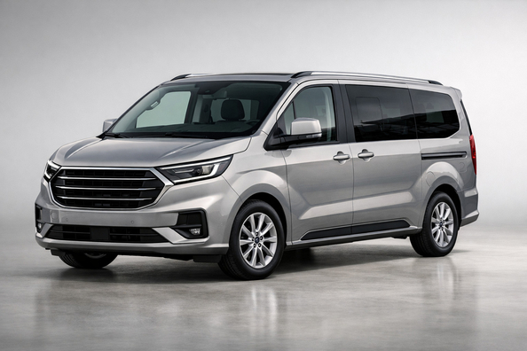 Test av Ford Tourneo Custom 2024: modern minibuss för företag och familj